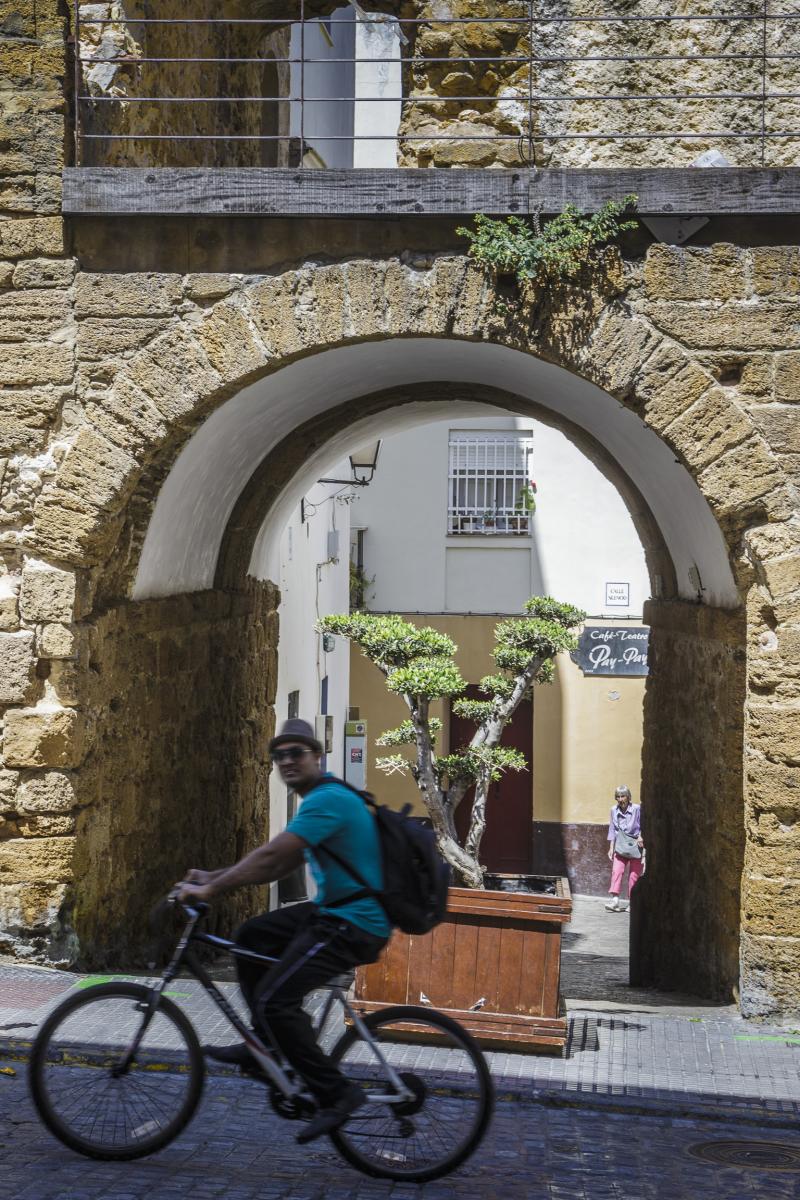 Turismo Ayuntamiento de Cádiz Arco de los Blanco